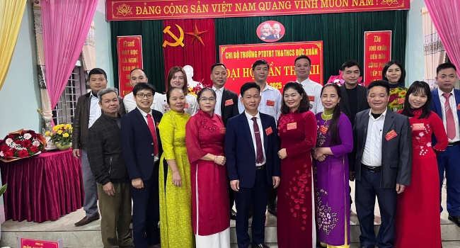 Đại Hội chi bộ trường PTDTBT TH&THCS Đức Xuân